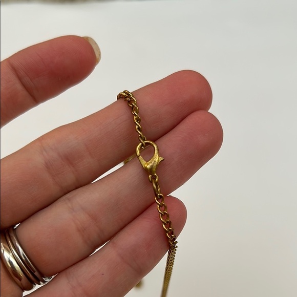 Elegant Gold Tassel Necklace - Picture 6 of 7